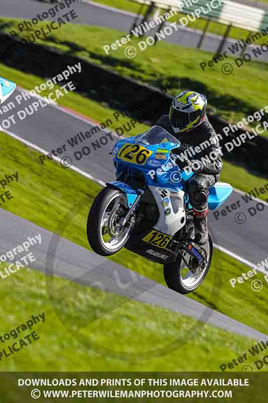 cadwell no limits trackday;cadwell park;cadwell park photographs;cadwell trackday photographs;enduro digital images;event digital images;eventdigitalimages;no limits trackdays;peter wileman photography;racing digital images;trackday digital images;trackday photos